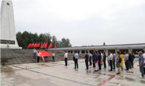 湯溝酒業(yè)黨委組織黨員走進(jìn)劉老莊教育基地