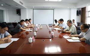 連云港市總工會(huì)黨組書記、副主席丁維杰一行來(lái)湯溝酒業(yè)調(diào)研